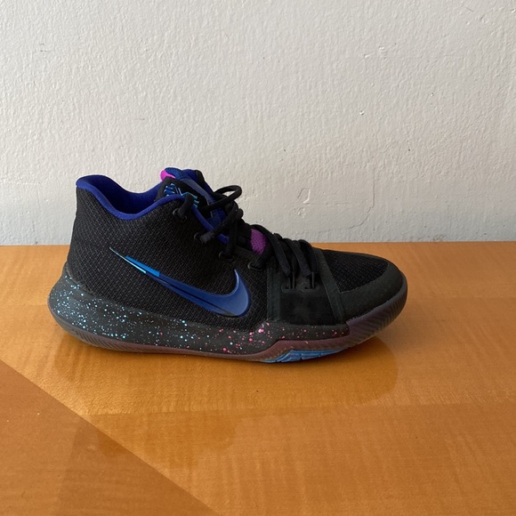 kyrie 3 flip the switch youth